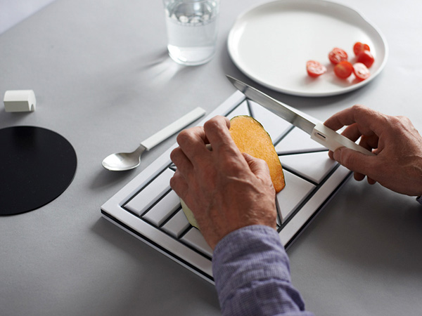 无障碍盲人专用餐具设计1.jpg